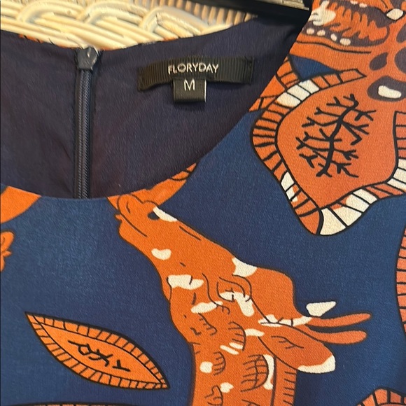 Elegant Orange and Blue Patterned Dress - Picture 2 of 6